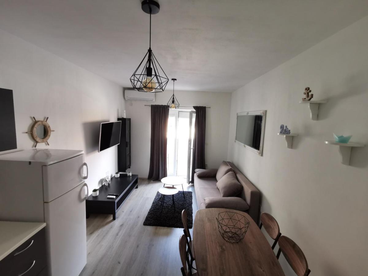 Frane Apartment Pula Exterior foto